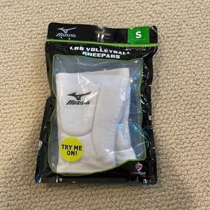 Mizuno LR6 Volleyball Kneepads